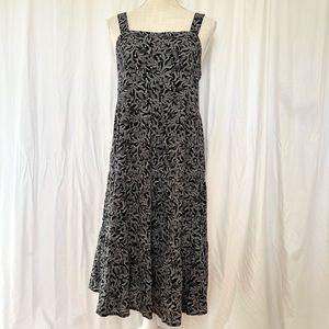NWT Old Navy Sleeveless Tiered Midi Dress Black Floral MEDIUM PETITE